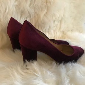 Velvet type size 11 heels